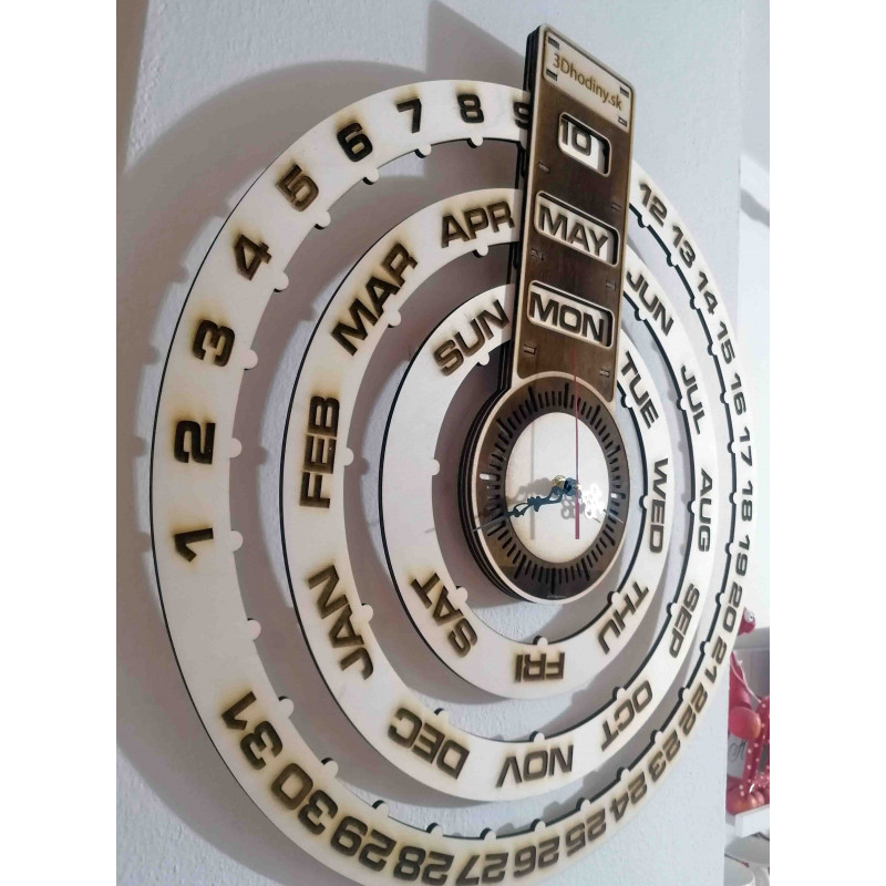 Drevený kalendár - gravírované hodiny na stenu...