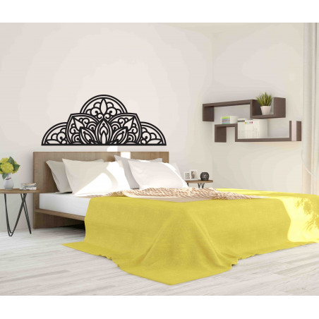 Drevený obraz na stenu polovičná mandala - BOHEMIA