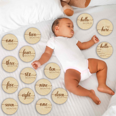 Drevené míľnikové kartičky - prvý rok na svete anglicky, nemecky, poľsky, maďarsky, rumunsky