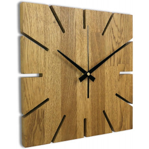 nástenných hodín vyrobených z dubového dreva. 2