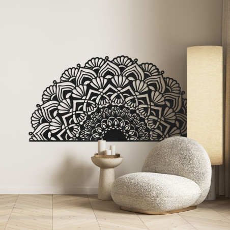 Jedinečná polovičná drevená mandala na stenu - MENSIS