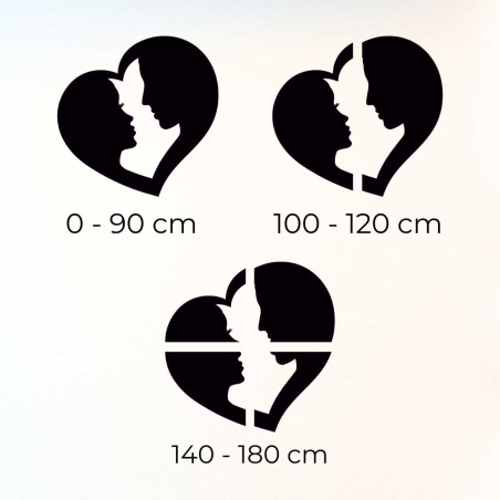 Nástenný dizajn zobrazujúci spojenie dvoch ľudí v jednoduchom srdcovom tvare. Nástenný dizajn zobrazujúci spojenie dvoch ľudí v jednoduchom srdcovom tvare.