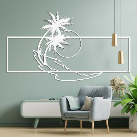 Plážový motív vyrezaný z dreva v čistom, geometrickom štýle. Plážový motív vyrezaný z dreva v čistom, geometrickom štýle.