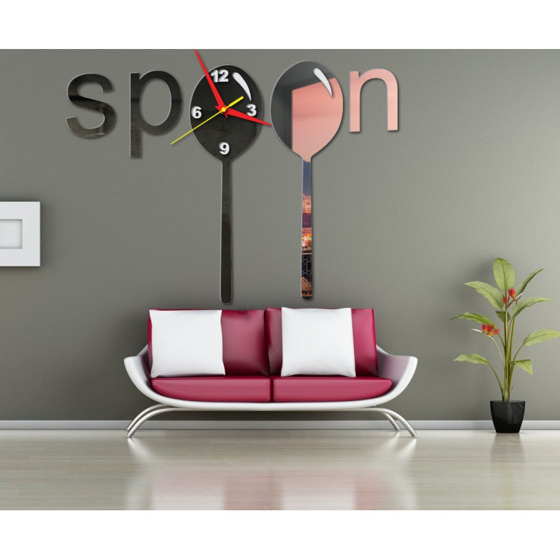 Moderné hodiny na stenu vyrobené z plastu. Vlastná výroba, X-momo