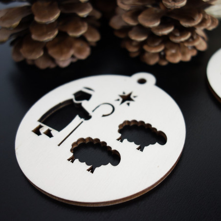 Ozdoba na vianoce vyrobená z dreva-Pastier, rozmer:79x90 mm Ozdoba na vianoce vyrobená z dreva-Pastier, rozmer:79x90 mm