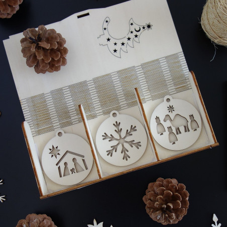 Sada  vianočných ozdôb, ktorá poteší, 1 sada-18 kusov