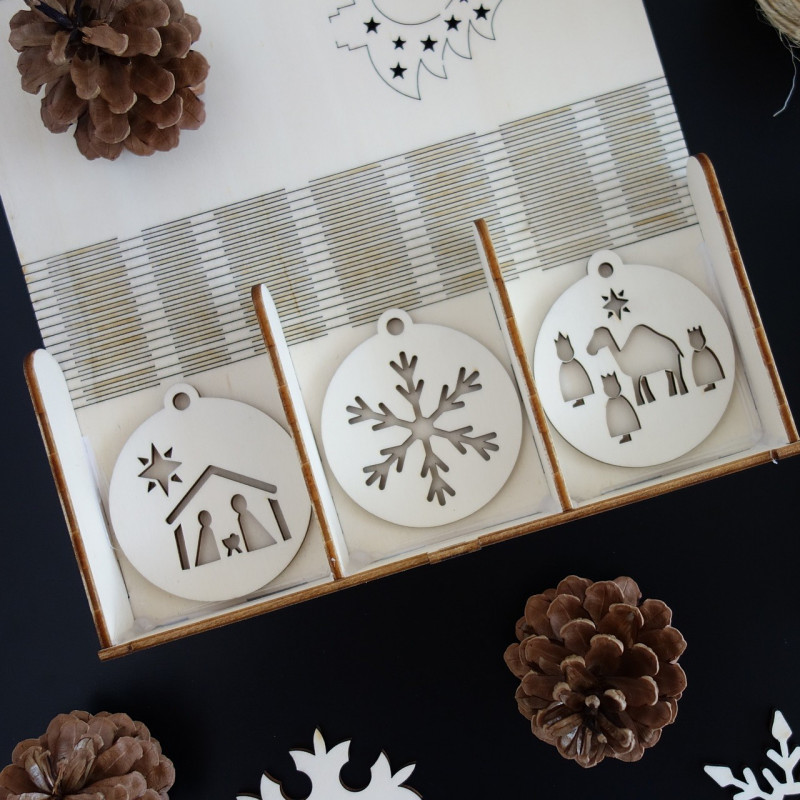 Sada  vianočných ozdôb, ktorá poteší, 1 sada-18 kusov